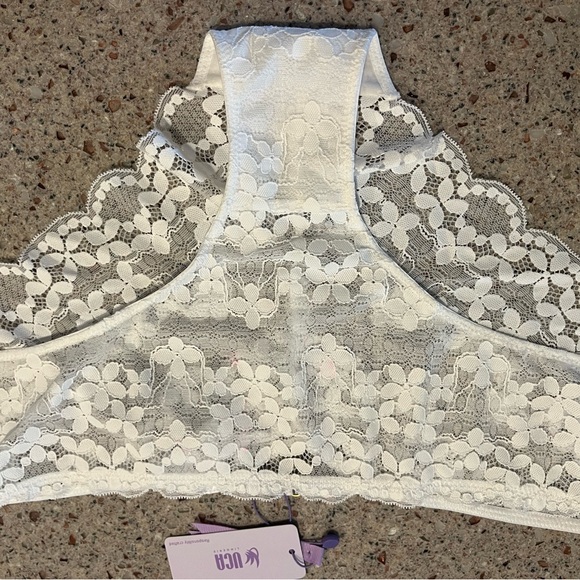 UCA NWT never tried on 3 pair white lace bikini size  Large - Picture 6 of 8